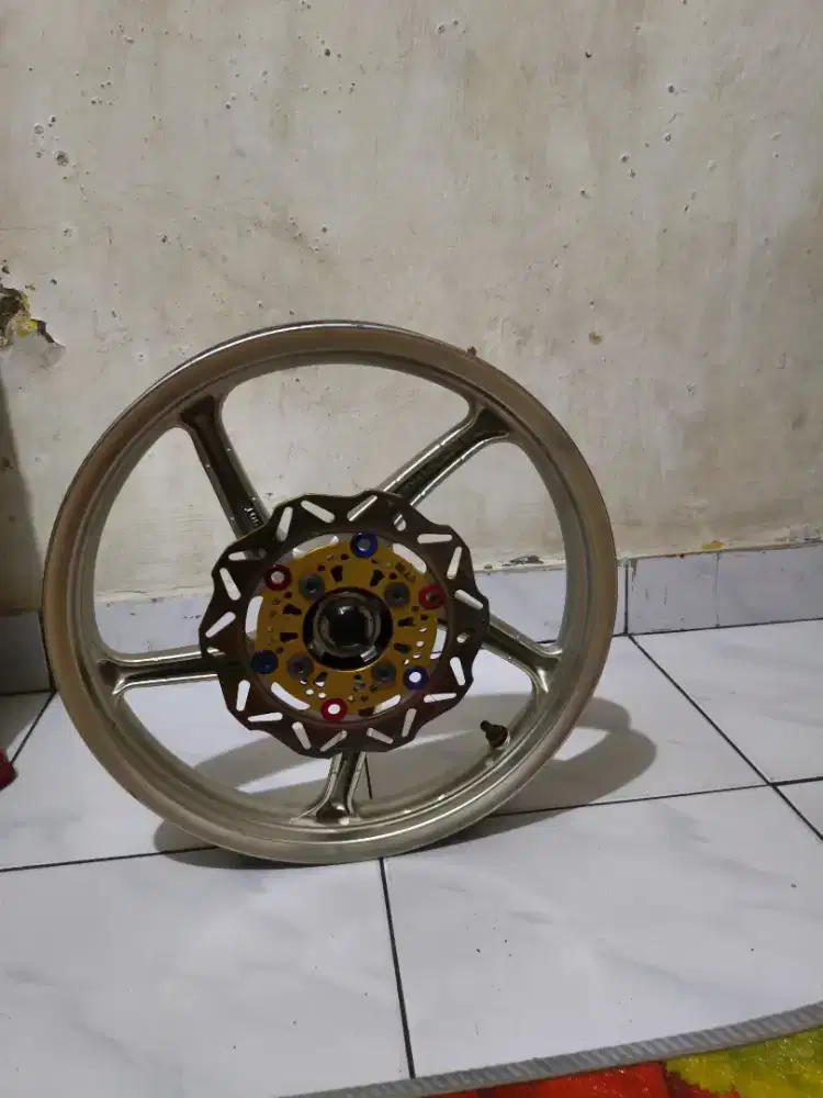Vleg vario 125 KZR bohlam