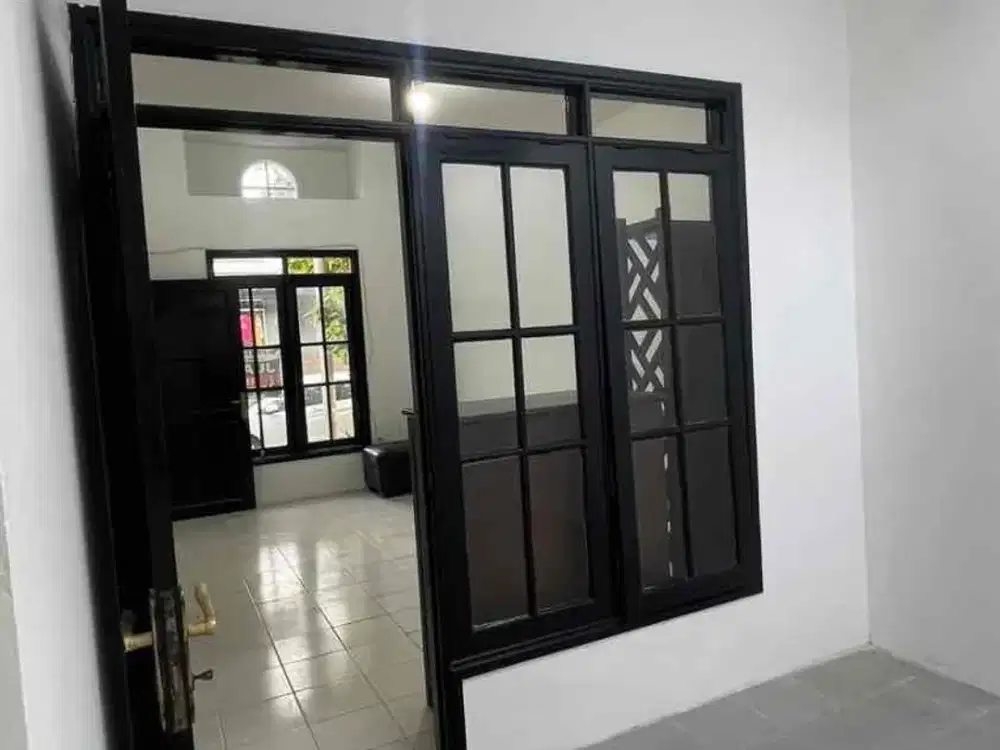 DIJUAL RUMAH SIAP HUNI LEMBAH HIJAU LIPPO CIKARANG