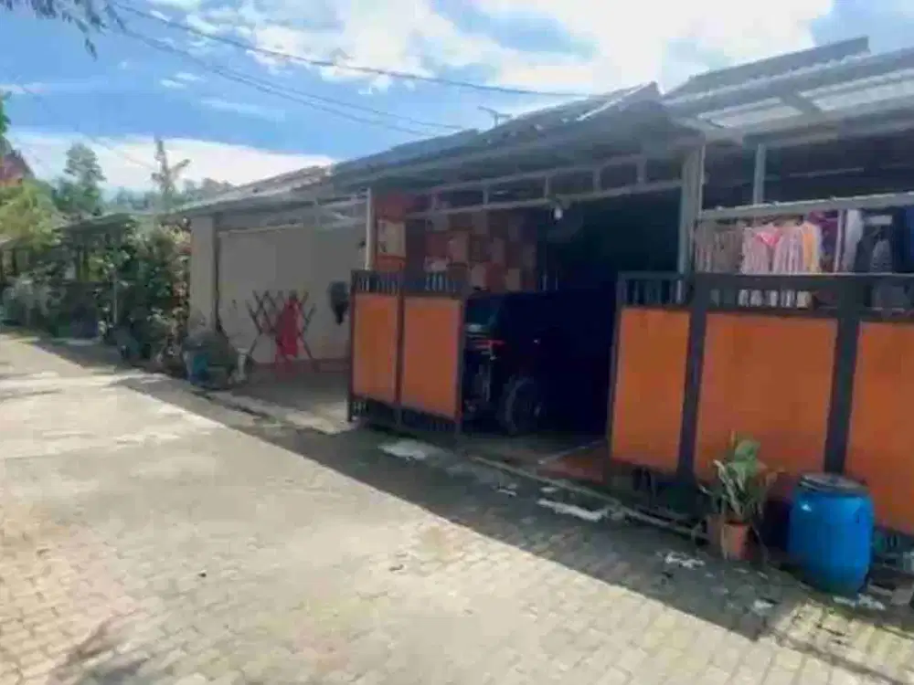 Dijual rumah cantik 475 juta nego dekat Pasar Pucung Cilodong