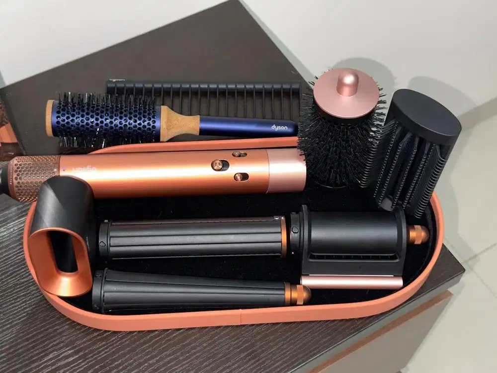 Dyson Airwrap i.d. HS08 LIKE NEW FULL SET (MASIH BAGUS BANGET)