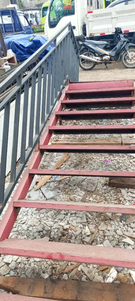 Tangga Rebah besi tebal tinggi 320 cm