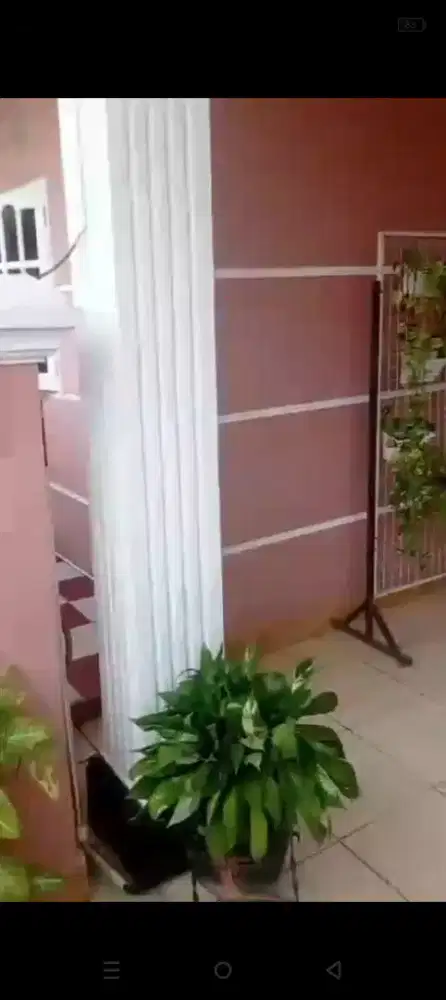 Dijual rumah di perum suradita