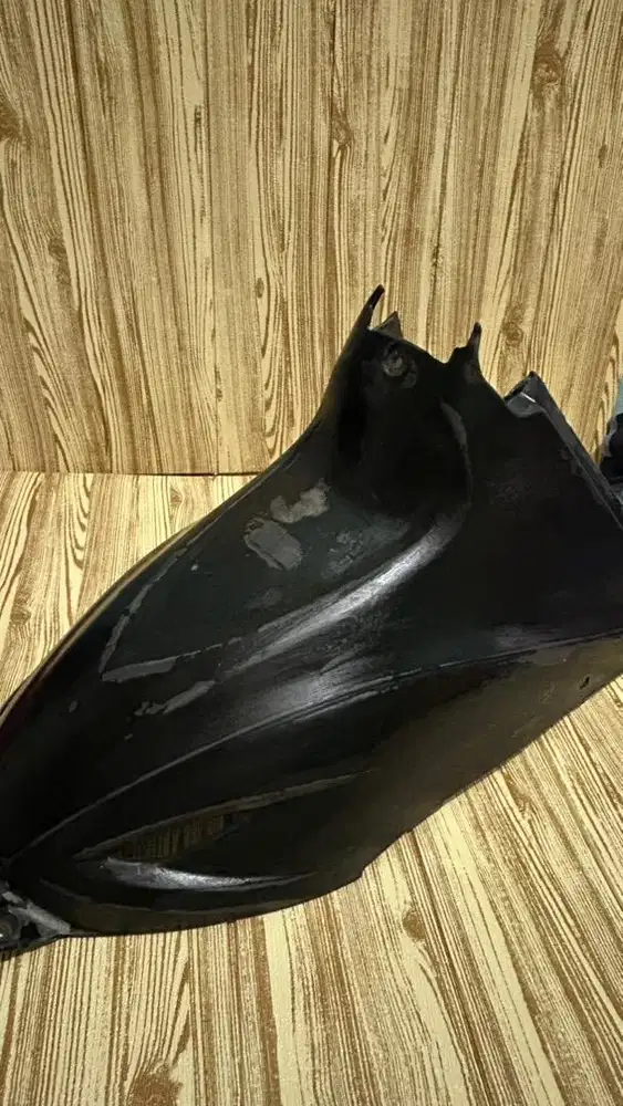 Cover bawah jok/cover frame front spin125 copotan bahan buat repaint