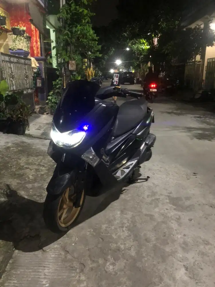 Dijual Cepat !! Nmax 2018 Hitam Doff