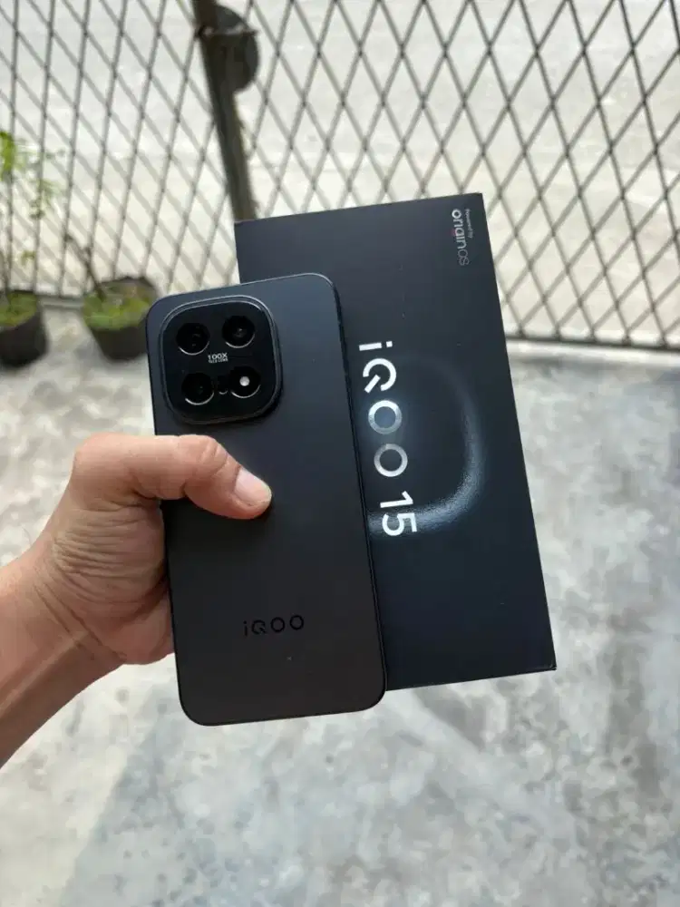 Iqoo 15 5G Alpha 16/512 Garansi Resmi Februari 2027