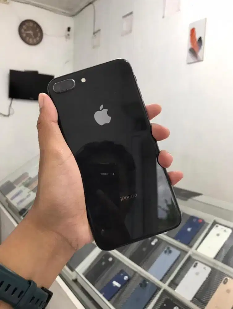 Iphone 8 plus ibox. Baca deskripsi