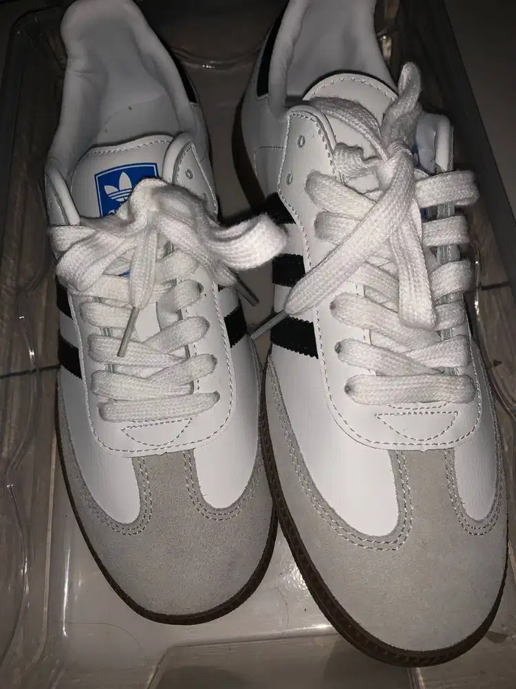 Samba OG white black