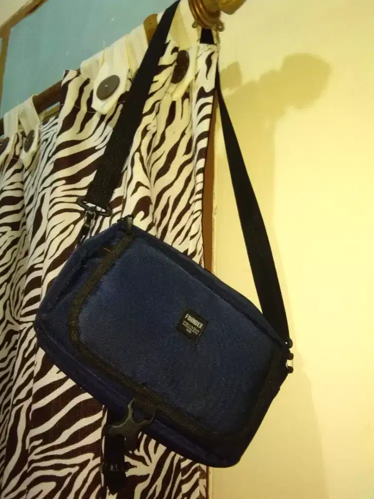 Tas slepang kecil, buat tempat hp, dompet dll