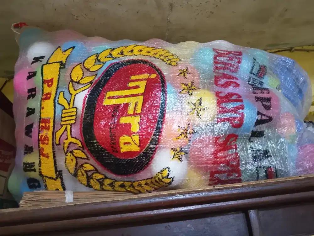 Bola buat mandi bola dan boneka