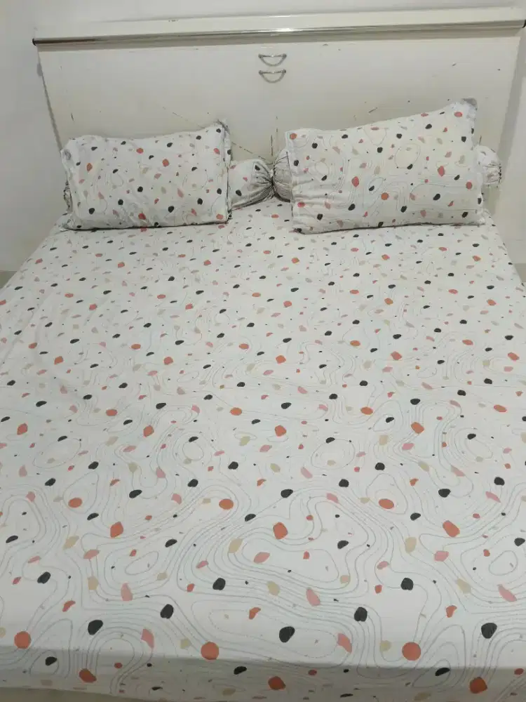 Dijual Spring bed + Divan + Sandaran 180x200