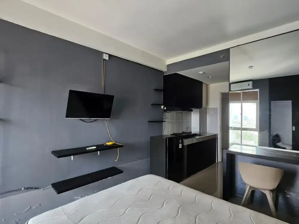 Apartemen Bale Hinggil Studio Merr Surabaya Timur