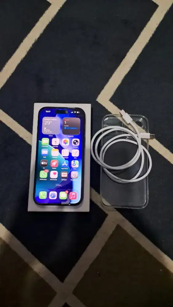 iPhone 15 128 black ibox