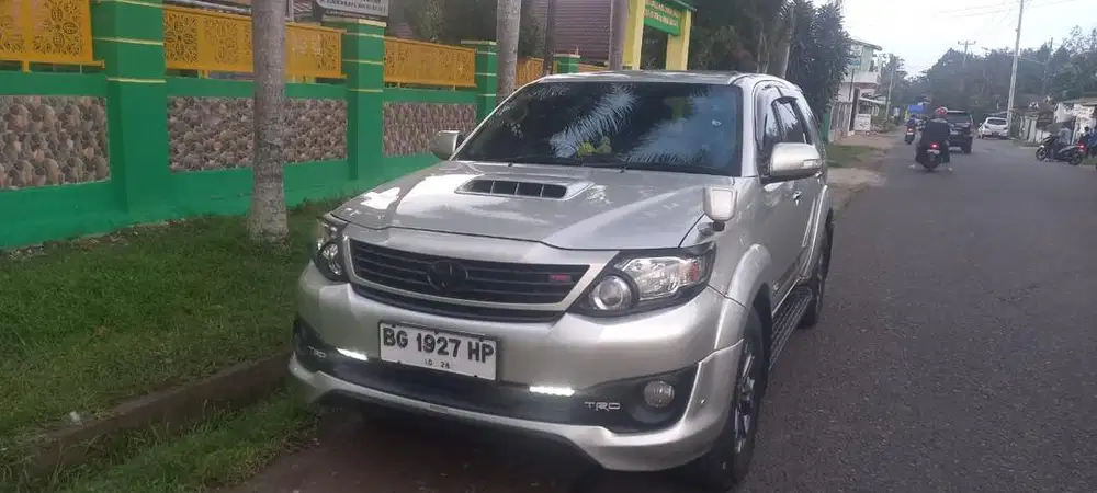 DIJUAL Toyota Fortuner 2.5 G TRD VNT Turbo 2013 AT