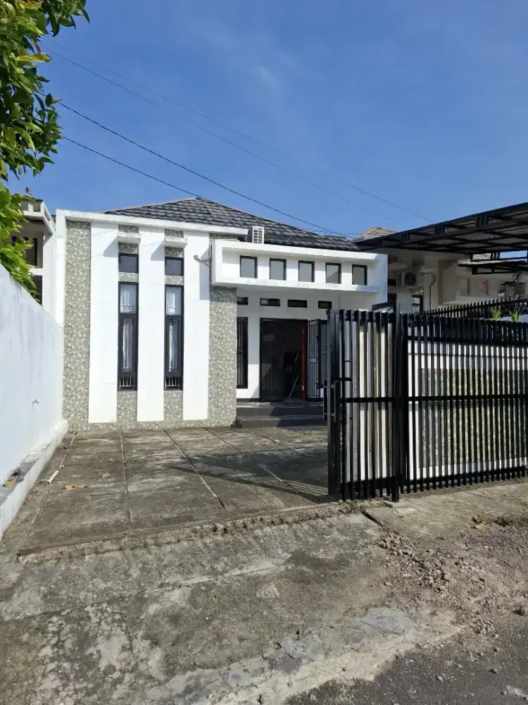 Rumah Besar Tanah Luas Kota Bandar Lampung
