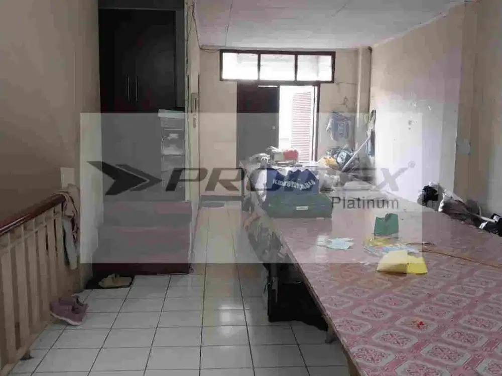Ruko 3 Lantai Di Bona Indah ,Karang Tengah Jakarta Selatan