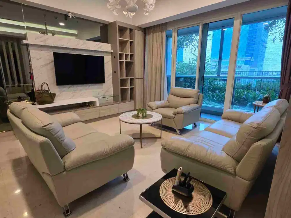 Disewakan Apartemen Kensington type 3BR Tower Belmont full furnished private lift
