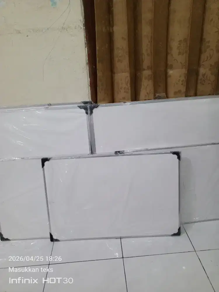 Papan tulis white board