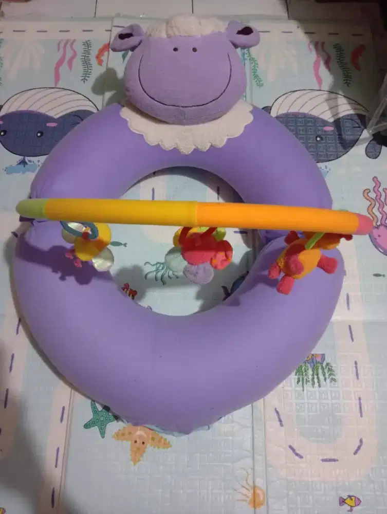 Blossom chair (kursi balon bentuk bunga)