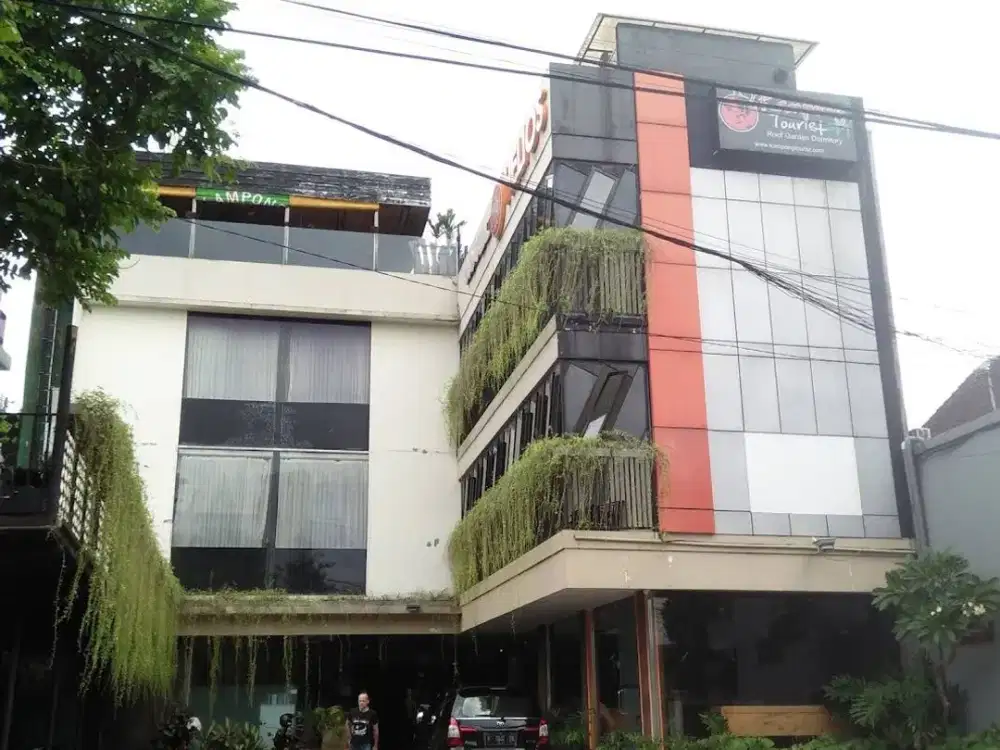 HOTEL AKTIF TENGAH KOTA MALANG