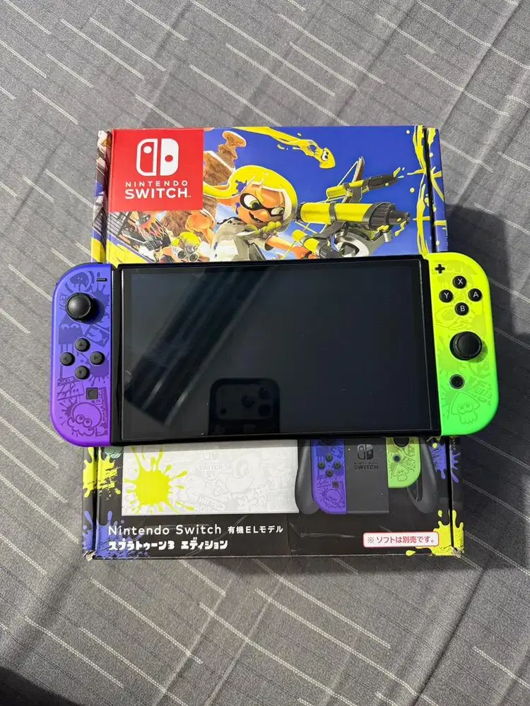 Nitendo switch V2 OLED model splatoon 3