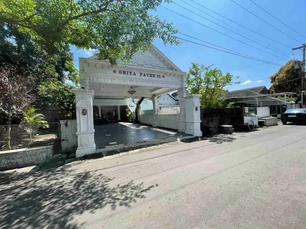 DIJUAL RUMAH MEWAH DALAM KOTA DEKAT MALIBORO.JEROBETENG YOGYAKARTA