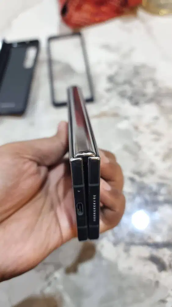 Samsung Z FOLD 4 5G RAM 12 1TB Kondisi Baik Fungsi Semua Normal