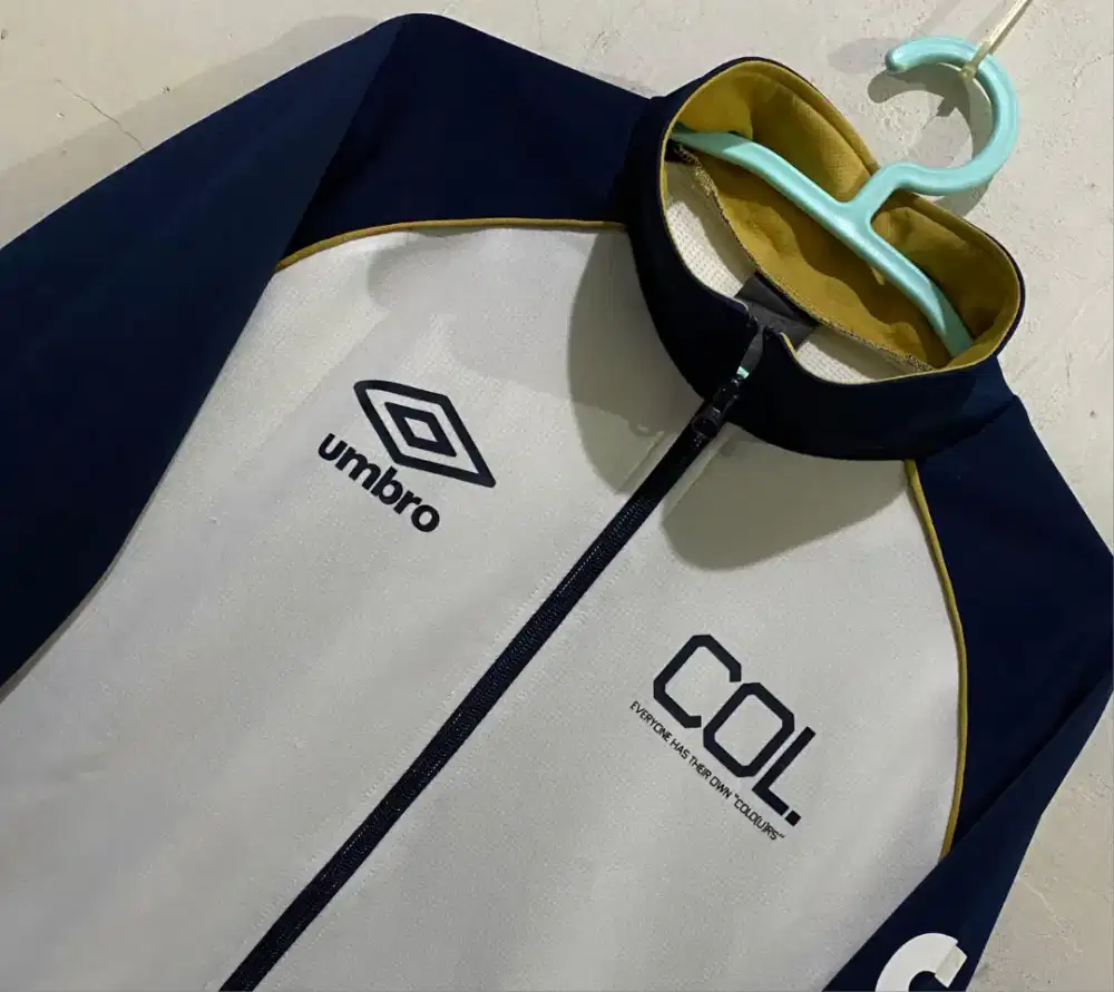 UMBR0 Tracktop Jaket