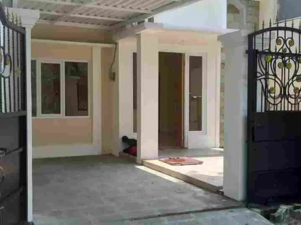 RUMAH SECOND PURI INDAH