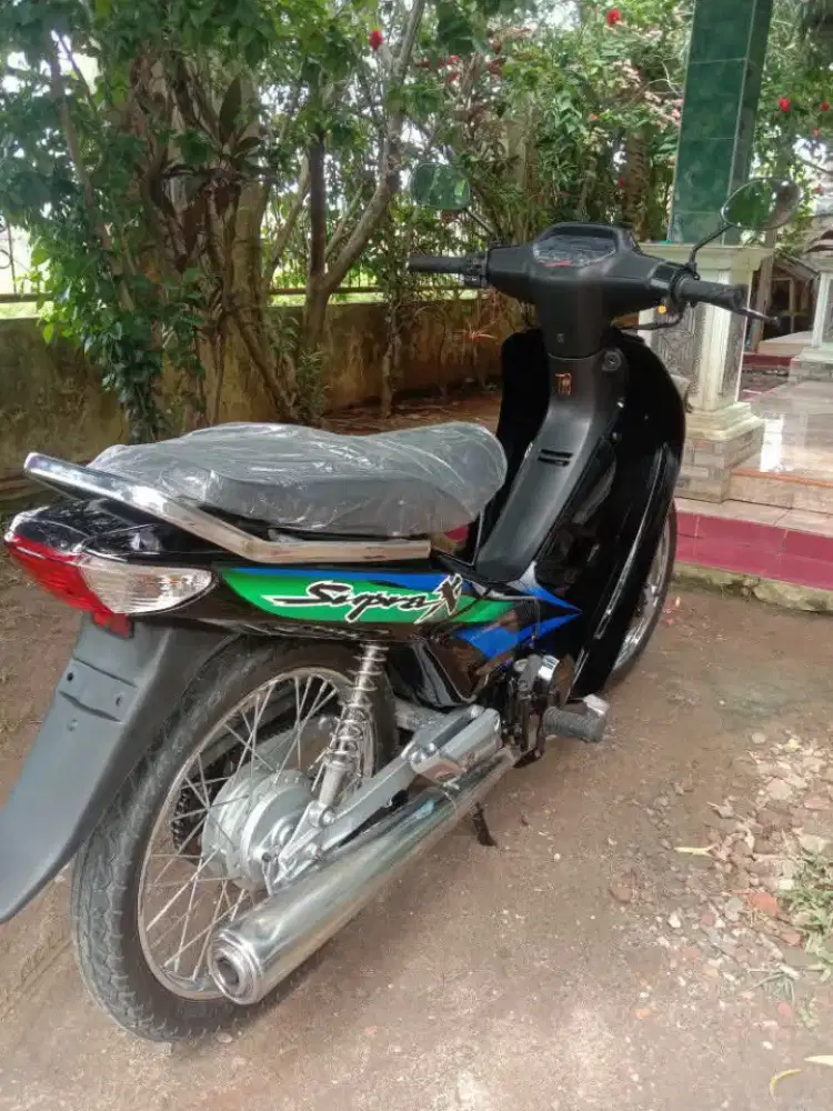 HONDA SUPRA X 100CC TAHUN 2004