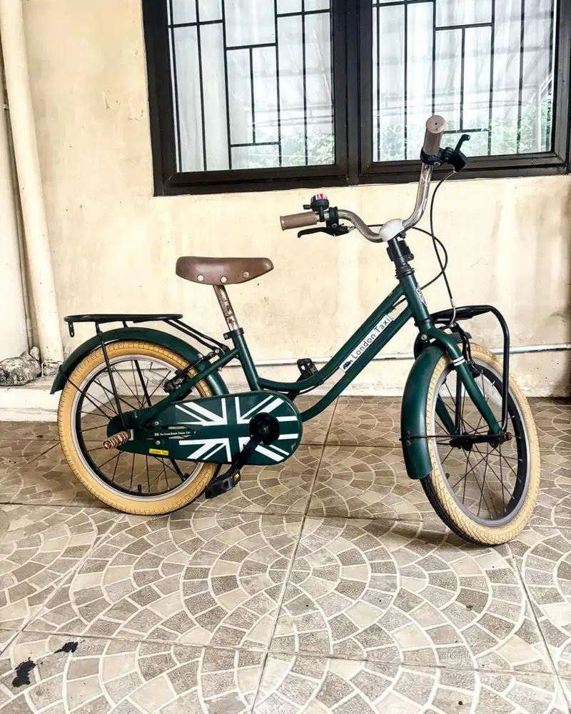 Sepeda London Taxi Kids Bike 18