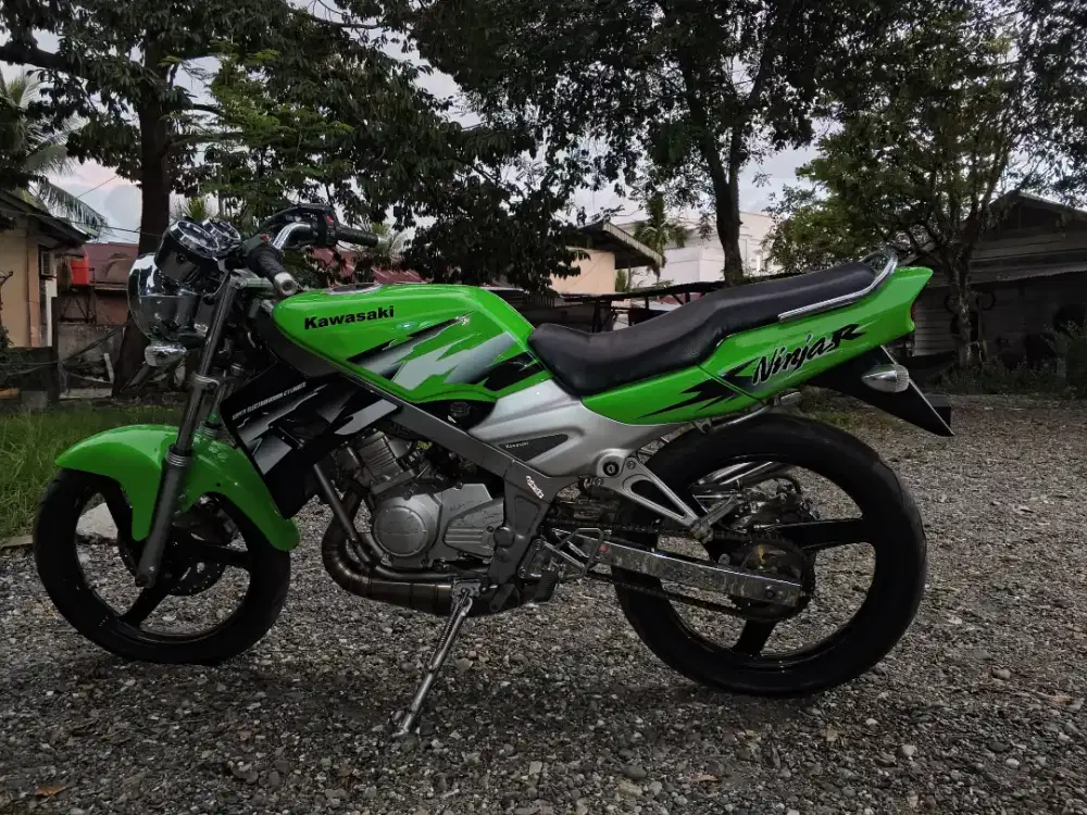 Di jual Ninja R surat lengkap