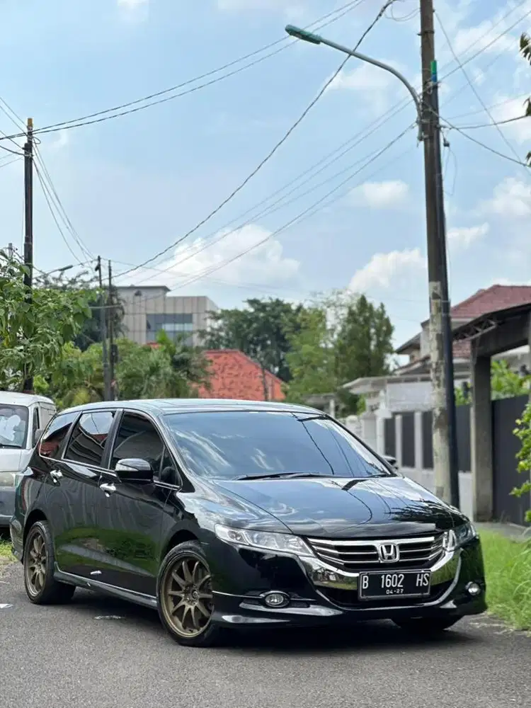 Odyssey Mobil Kesayangan