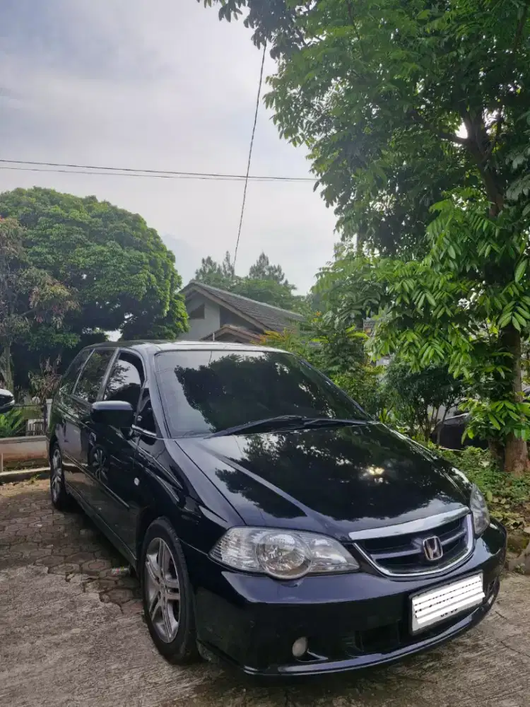 Honda Odyssey Absolute 2.3L AT