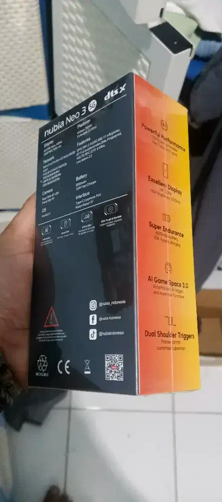 ZTE Nubia Neo 3 8/256 baru
