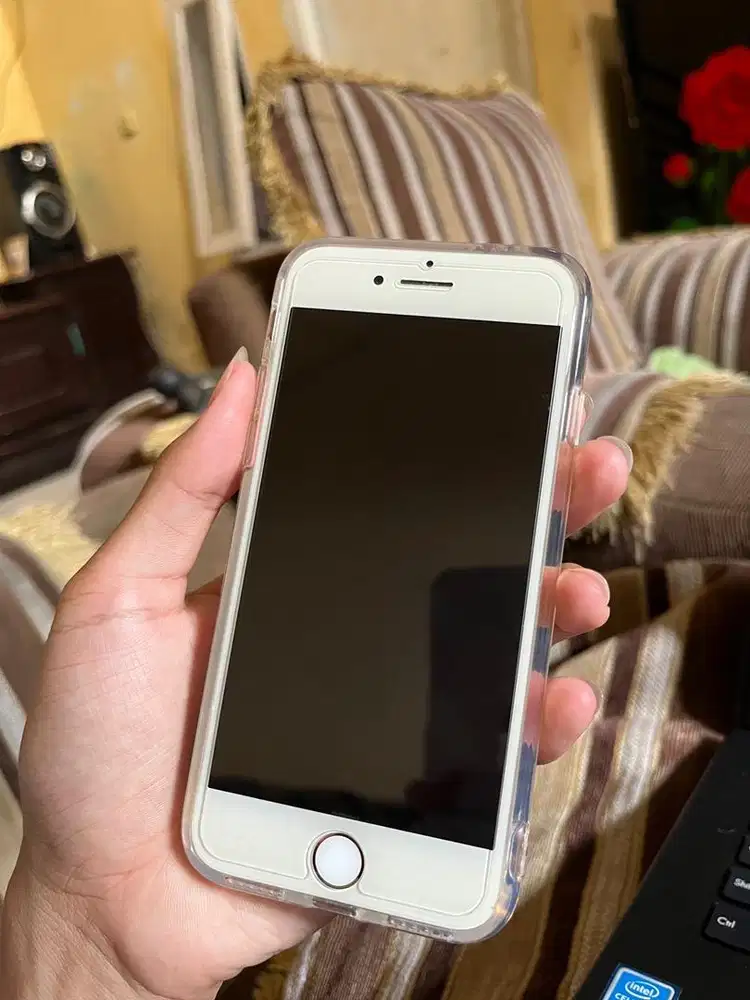 iphone 8 (256GB)