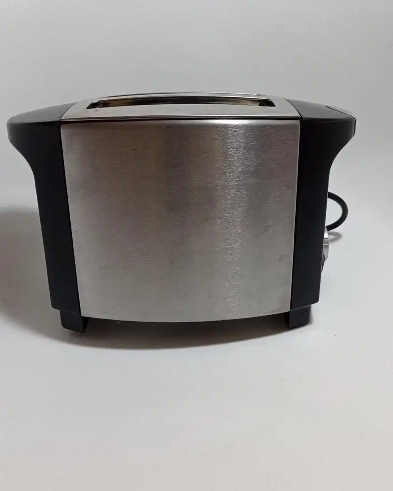 Nanotec pemanggang roti