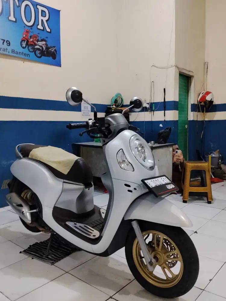 honda scoopy frestige 2021