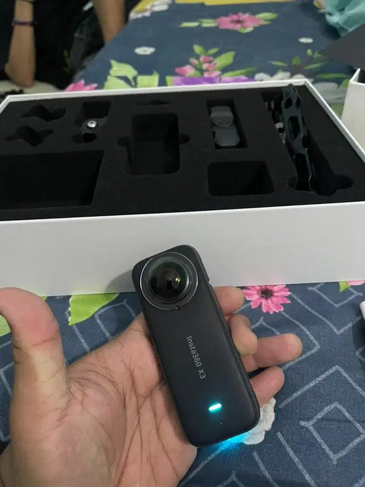 Kamera Insta 360 X3