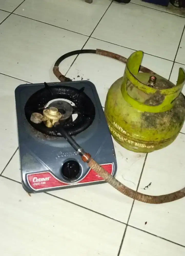 Kompor satu tungku +regulator+gas