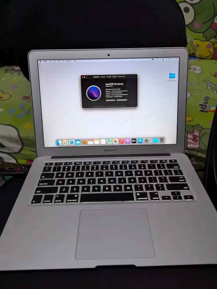 Macbook Air 13inch 2017 8/128 gb