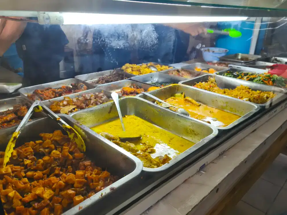 Lowongan serabutan jaga tempat makan