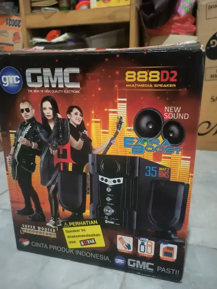 Speaker aktif Gmc masih gres blom pernah di pakek