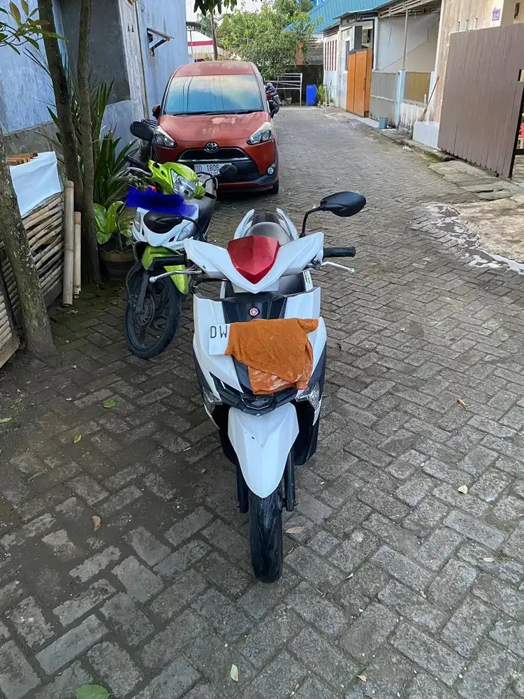 SOUL GT 125 PUTIH