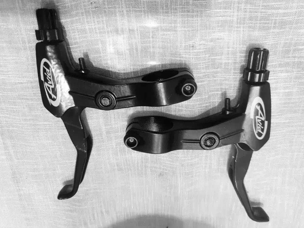Brake lever avid alloy warna hitam