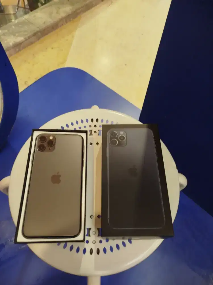 iPhone 11 pro max 512gb mahakarya baru