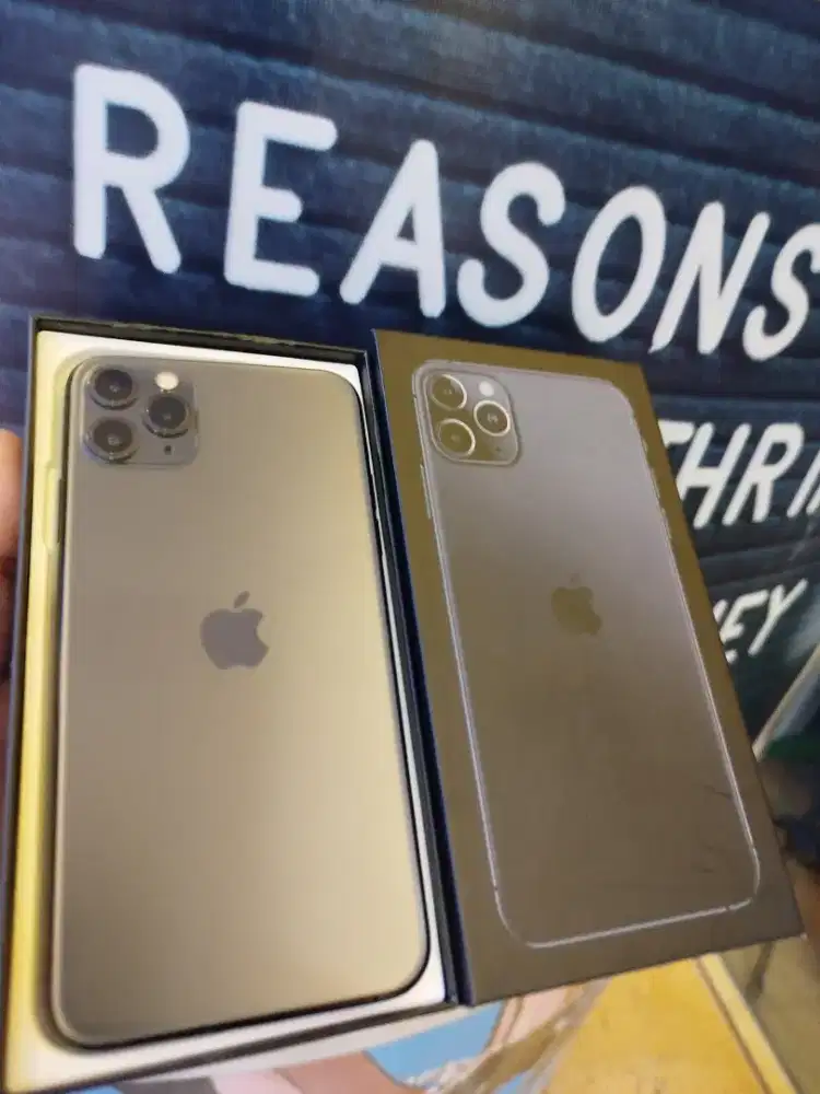 iPhone 11 pro max 512gb paling benar baru