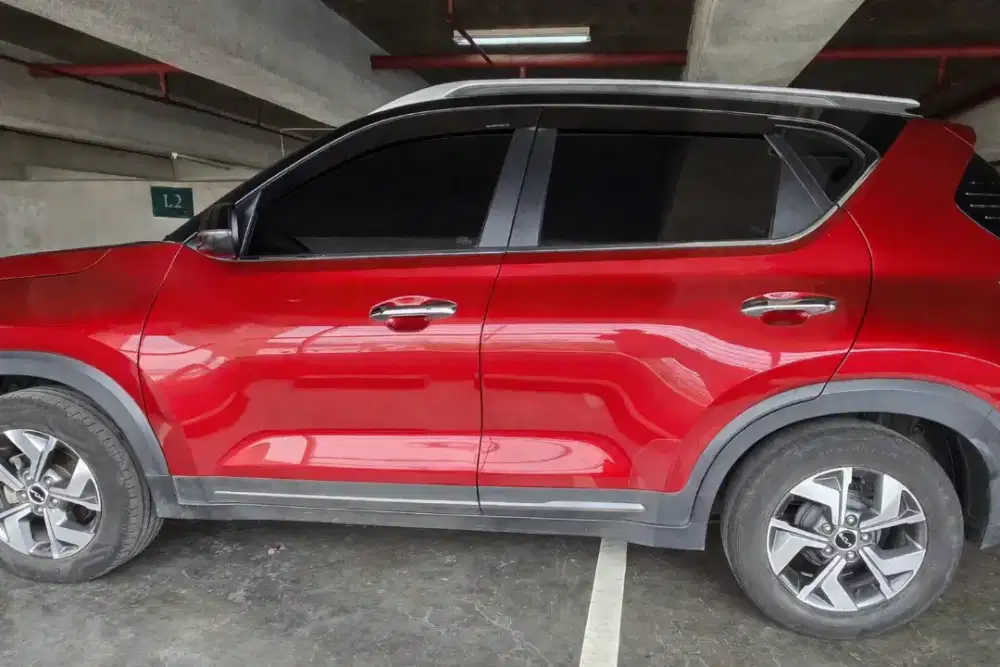 Jual cepat kia sonet 2022 merah