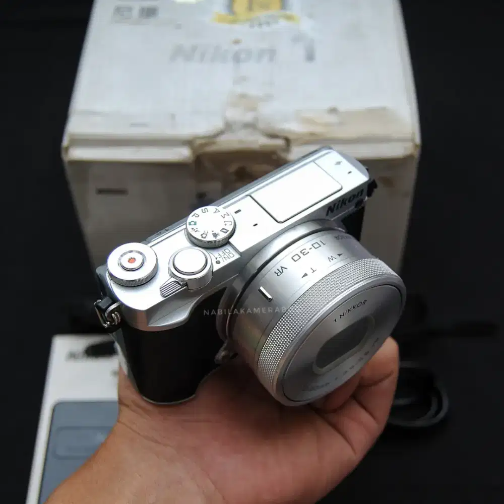 NIKON J5 KIT 10-30MM VR