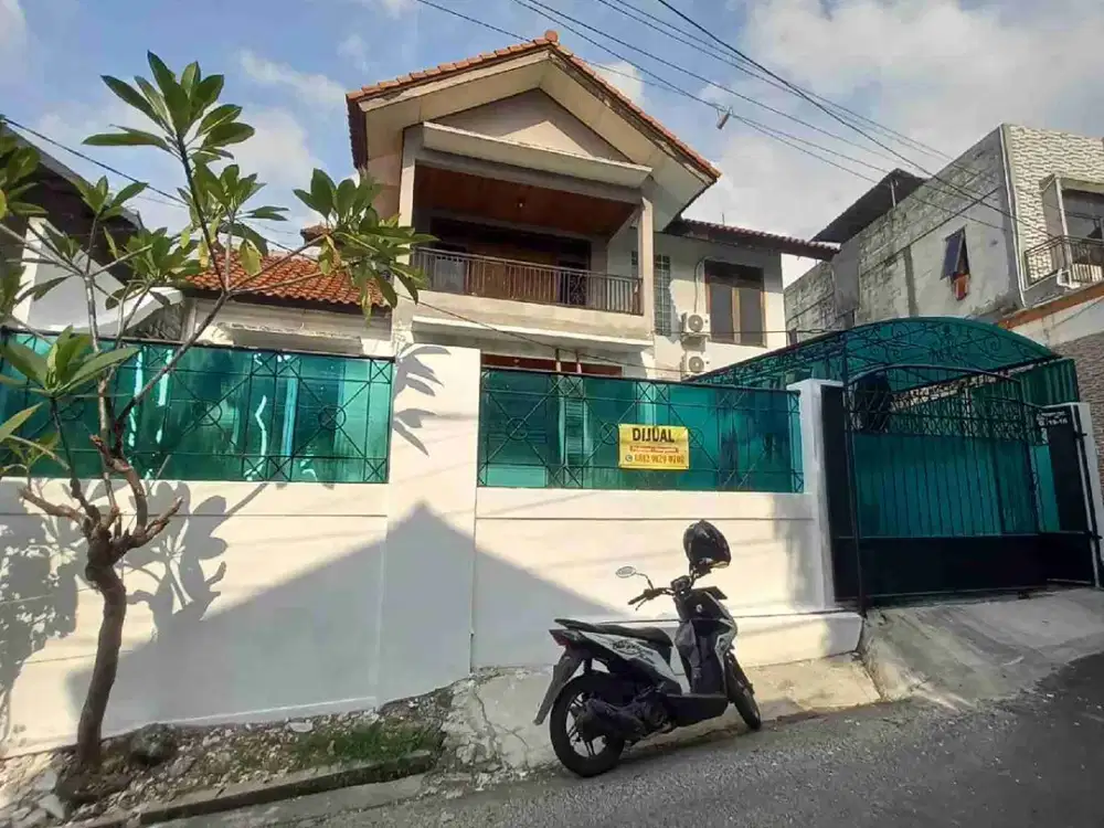 Rumah Mewah dalam komplek duren sawit