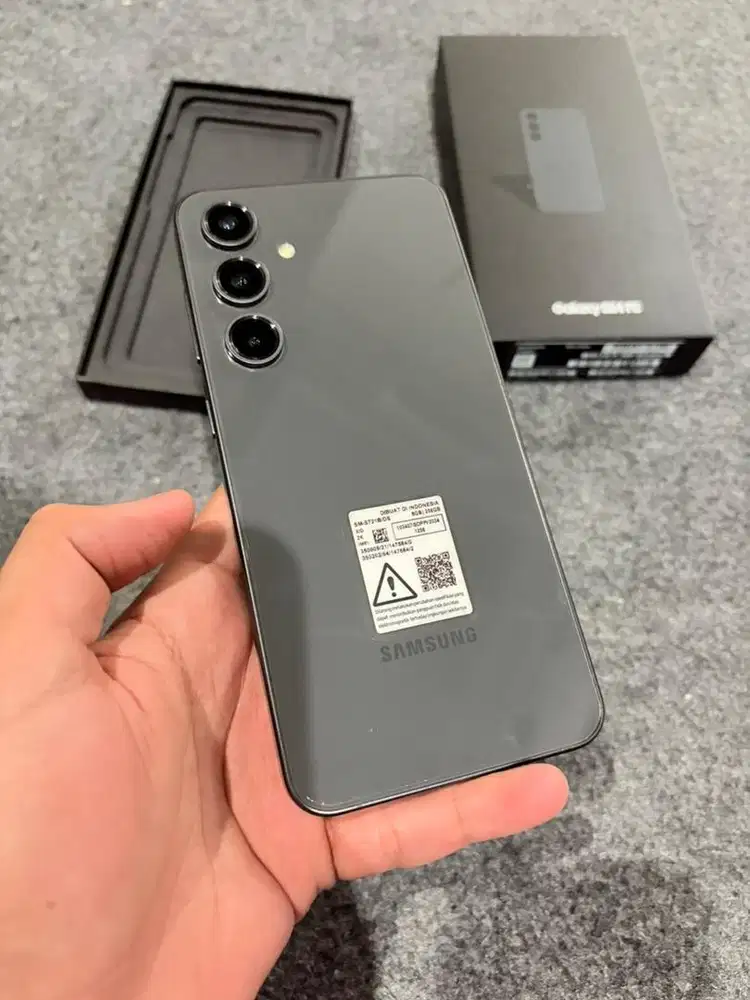 samsung s24fe 8/512gb